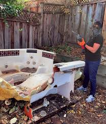 Best Garage Cleanout  in Hereford, TX